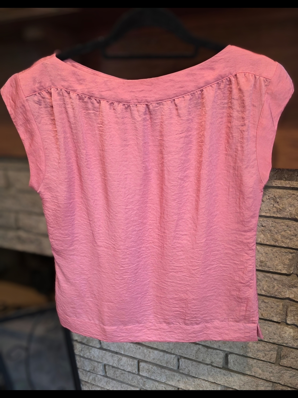 Talbots Pink Short Sleeve Crinkle Top - Picture 3 of 6